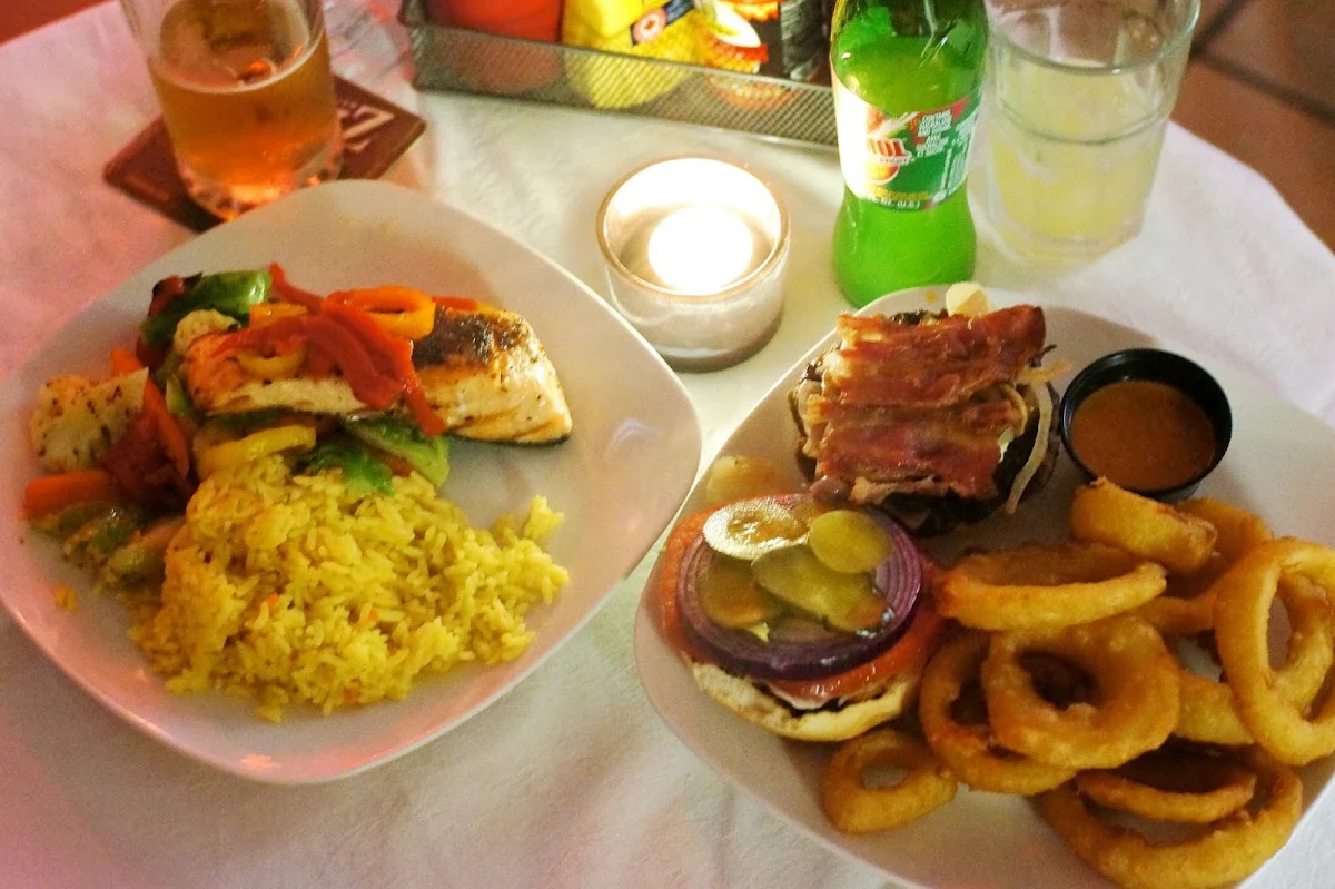 Canadian Burger with Onion Rings