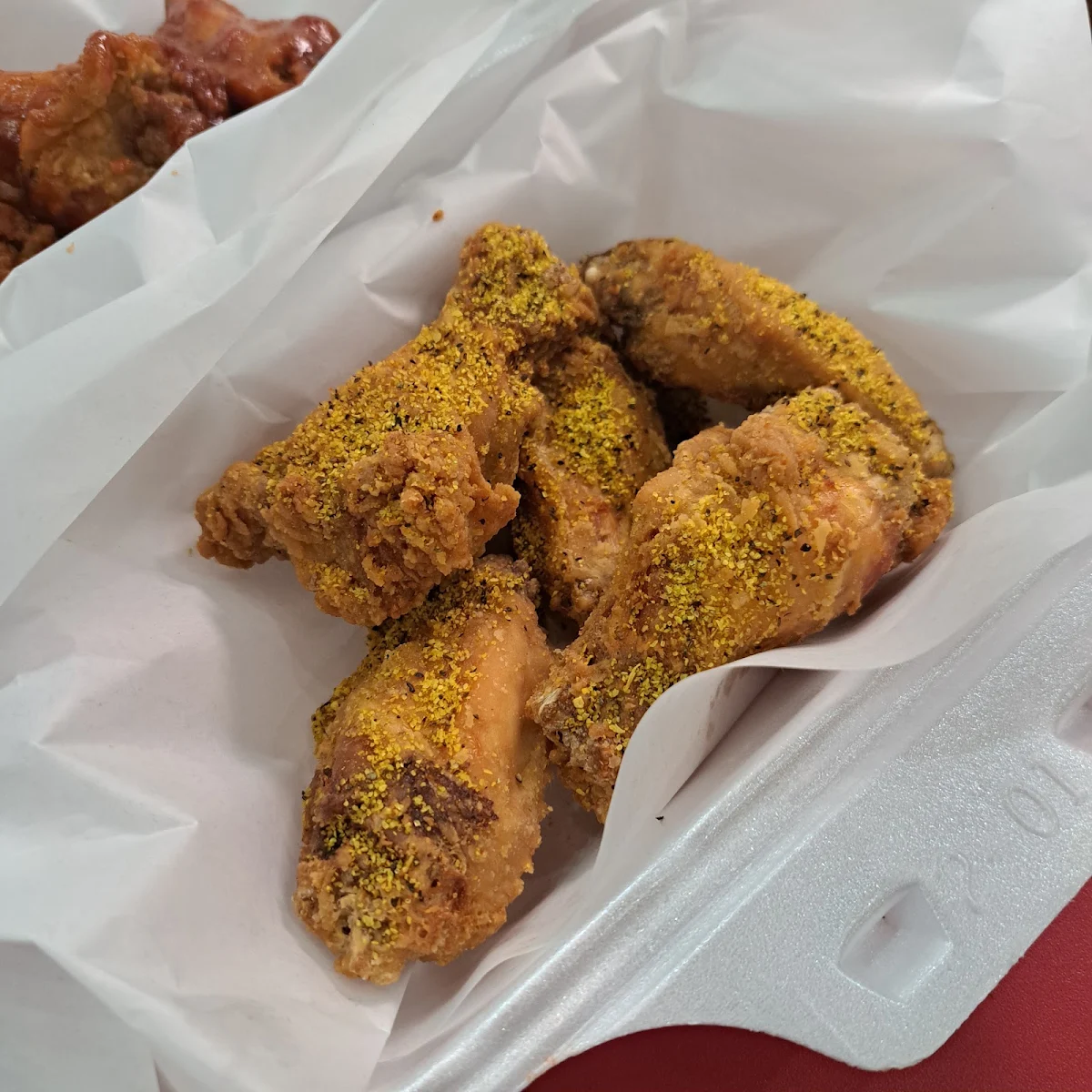 Dry Roasted Garlic Chicken Wings