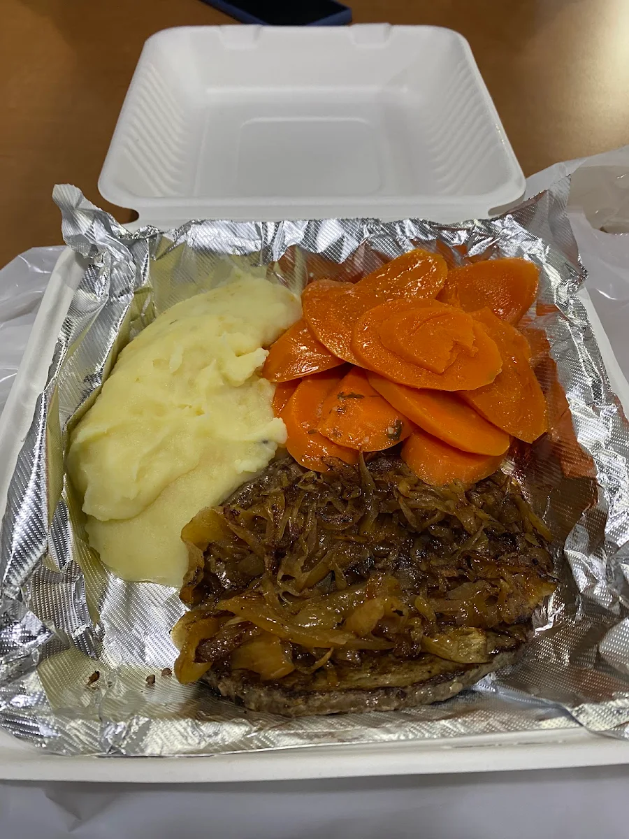 Beef Liver and Mashed Potato