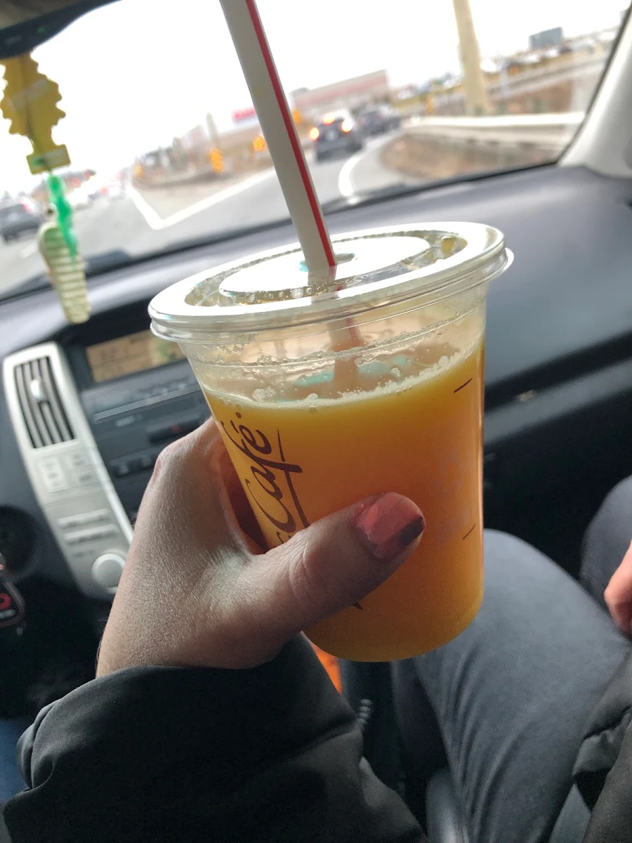 Mango Pineapple Refresher 150 0 Cals