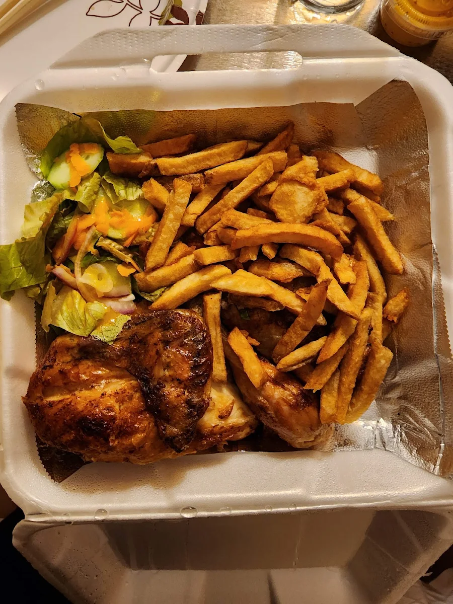 Demi-poulet Grillé Half Grilled Chicken