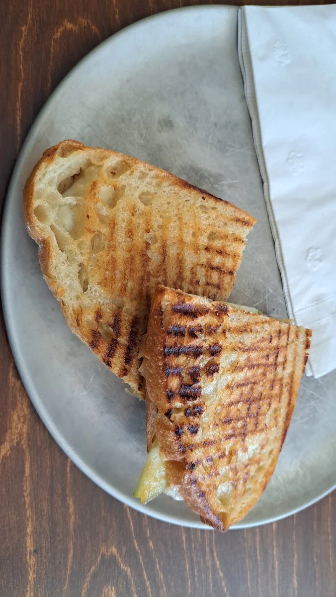 Grilled Cheese Aux Pommes Vertes