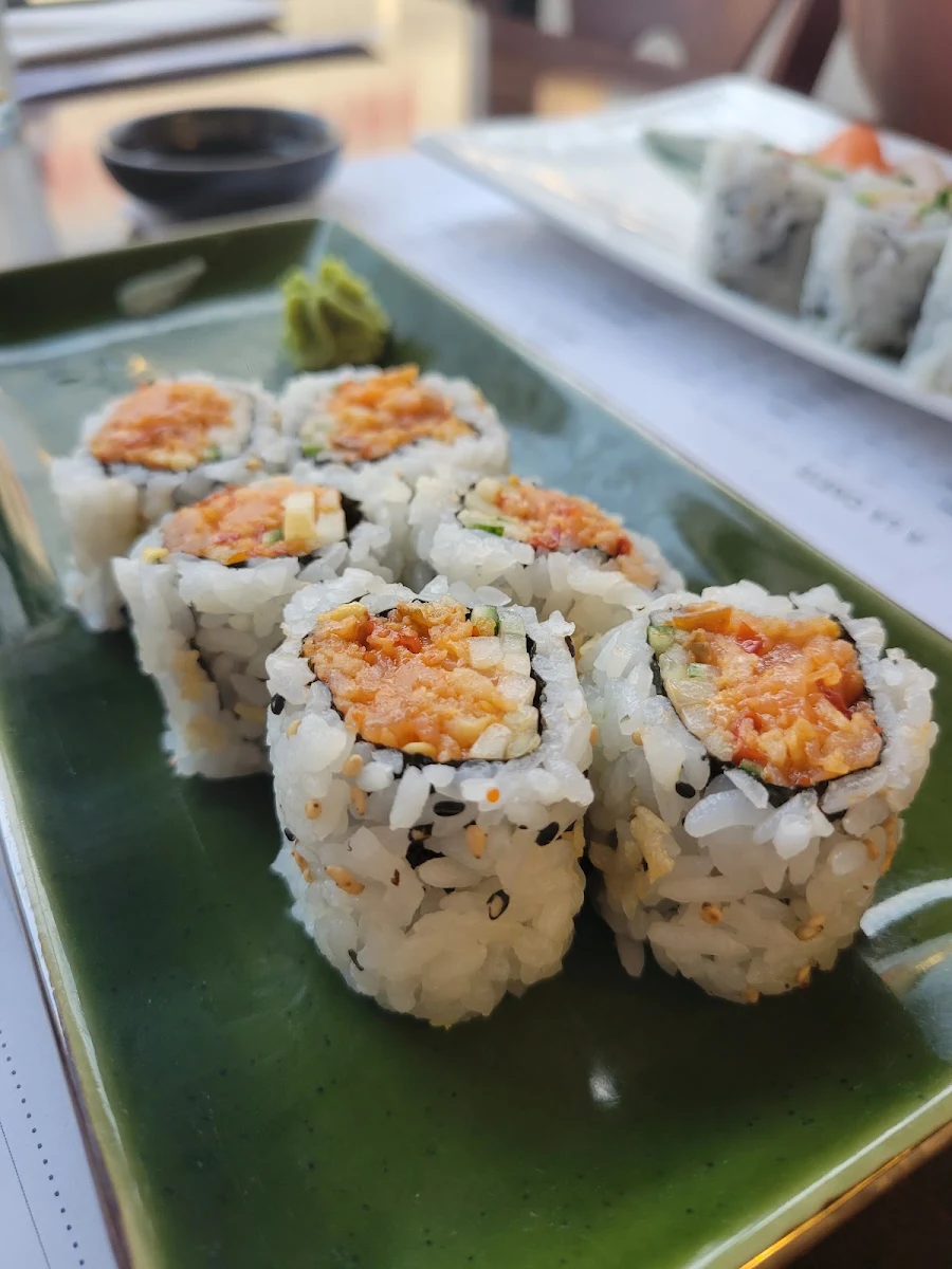 Spicy Salmon Roll