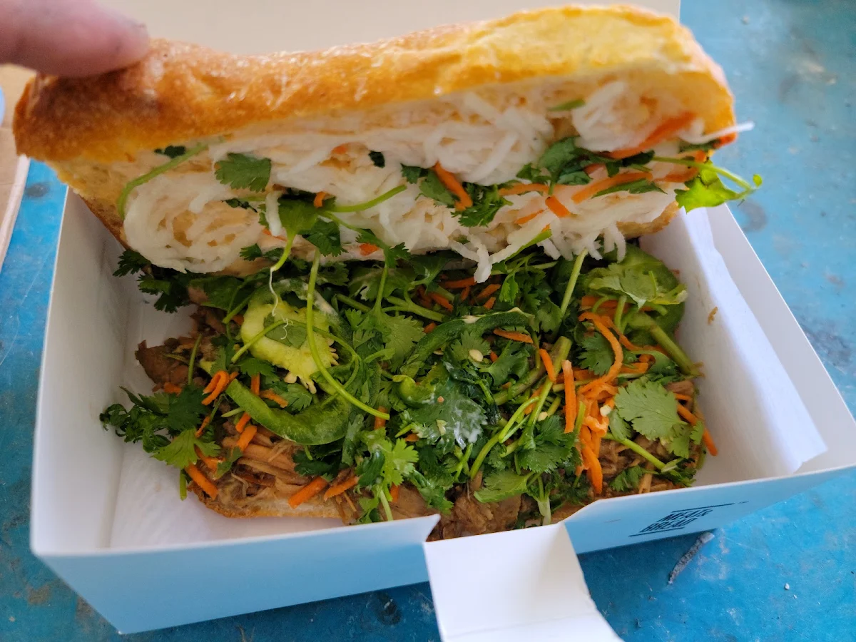 Pulled Pork Banh MI