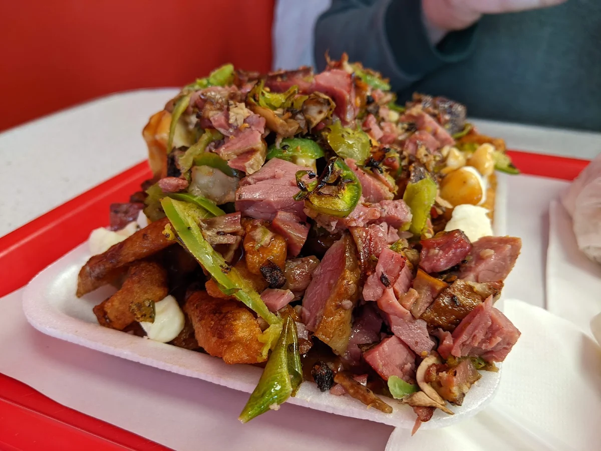 Poutine Viande Fumée All Dressed