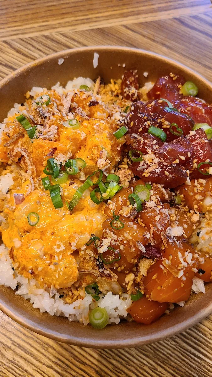 Traditional Hawaiian Poke Bowl