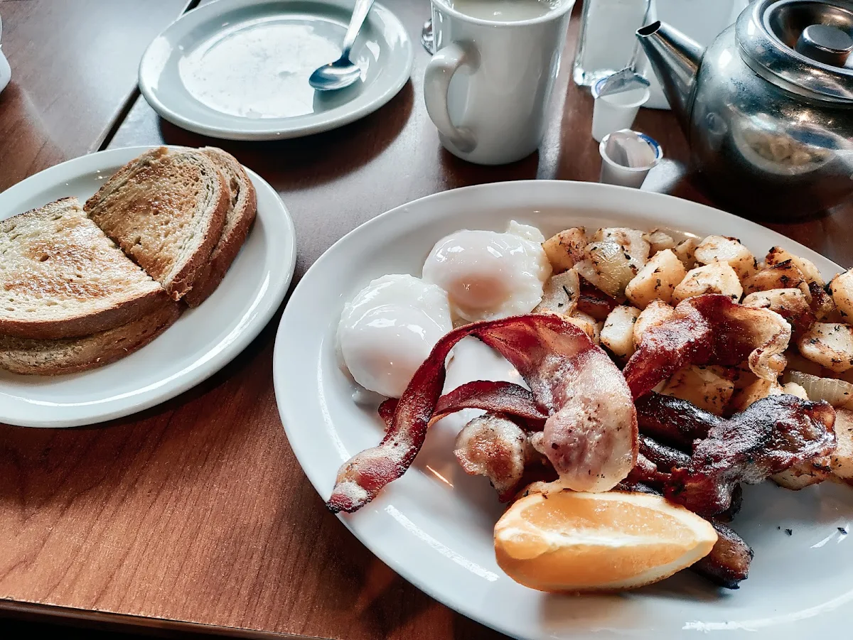 Fitz's Breakfast Poutine