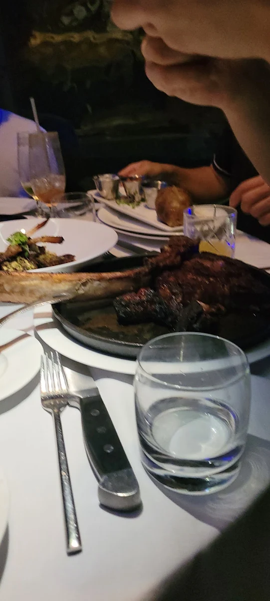 Tomahawk Steak
