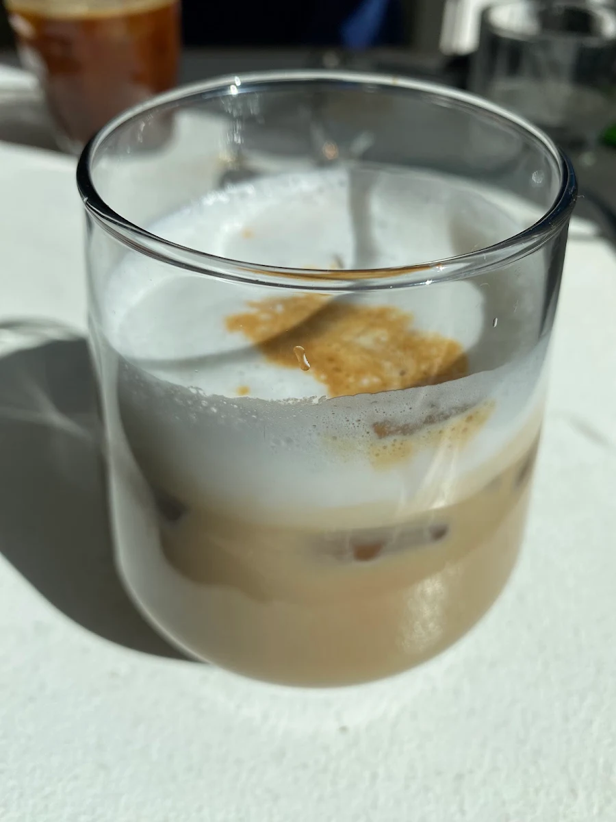 Iced Vanilla Latte