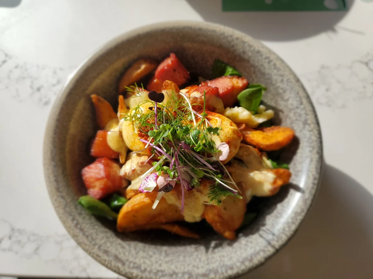 Gold Digga Breakfast Poutine
