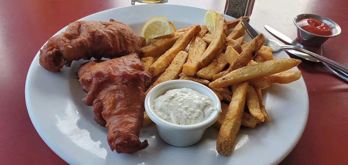 Fish and Chips with Tartar Sauce