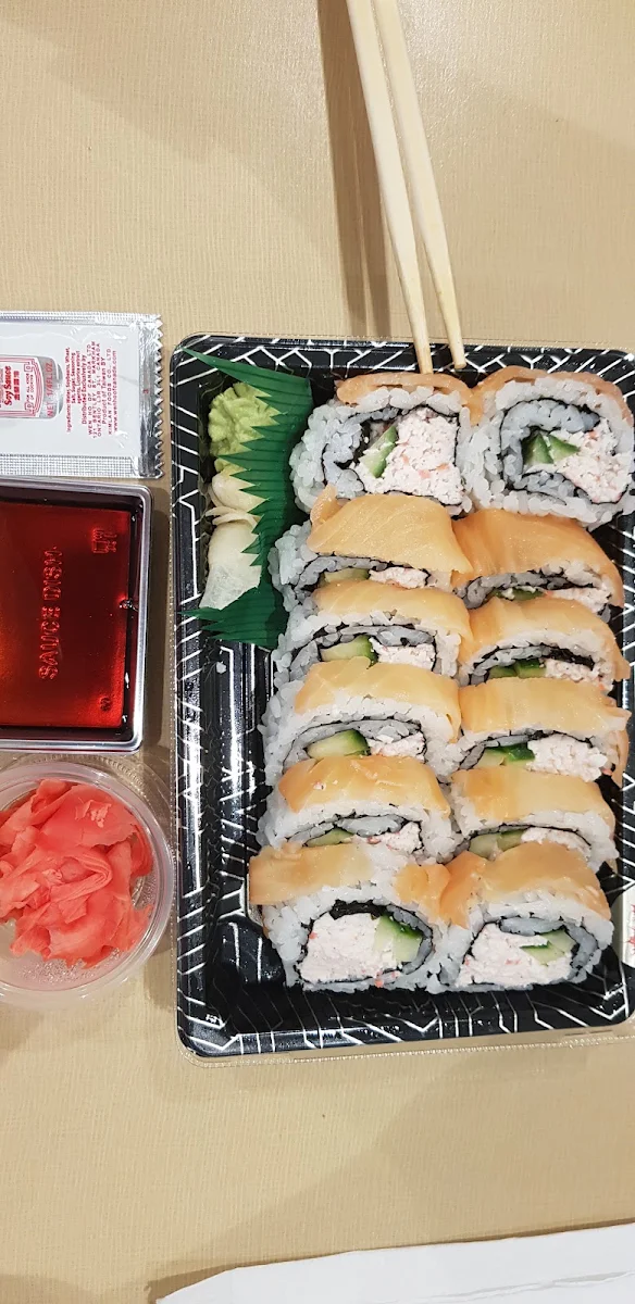 Smoked Salmon Sushi
