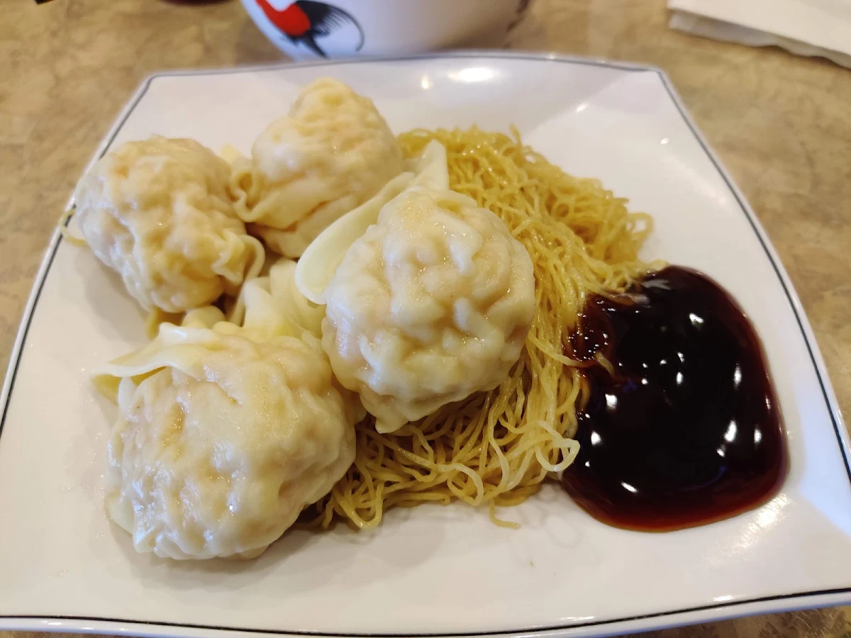 Wonton Lo Mein