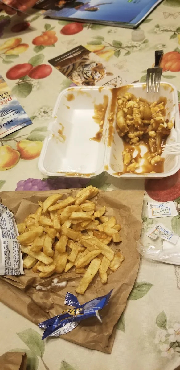 Poutine Et Frite Pas Cuite