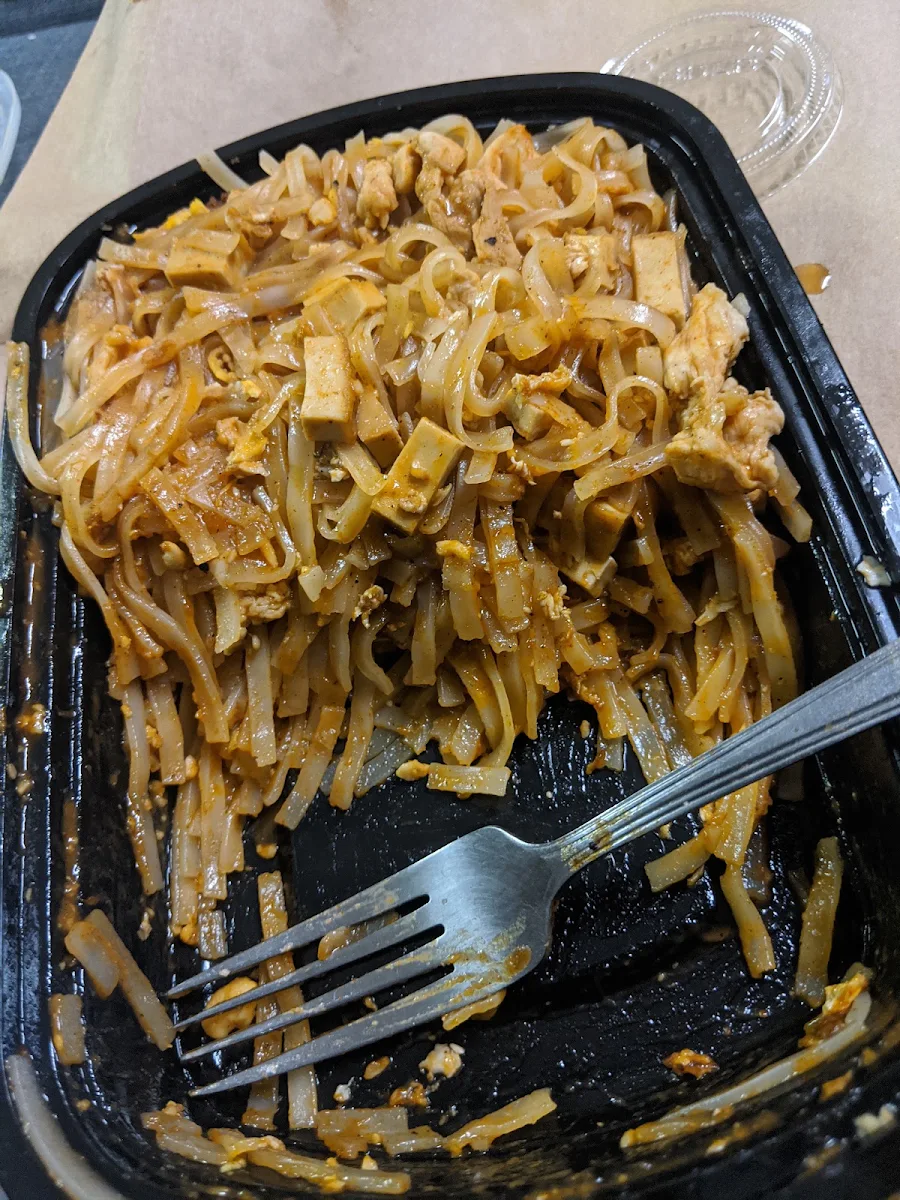 Pad Thai Chicken Shrimp