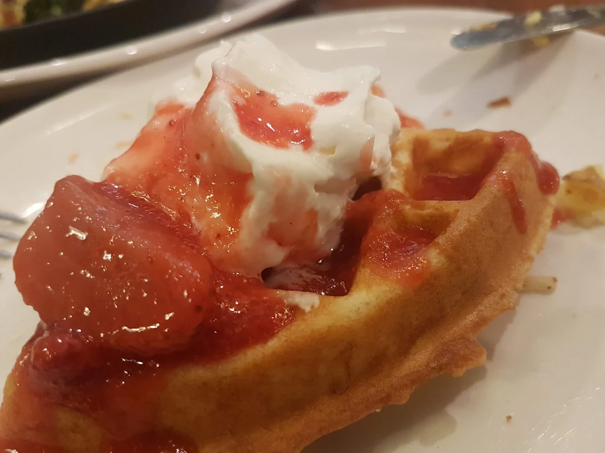 Buttermilk Chicken & Waffle