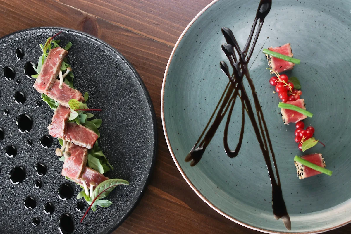 Highlights, Pizzeria 279