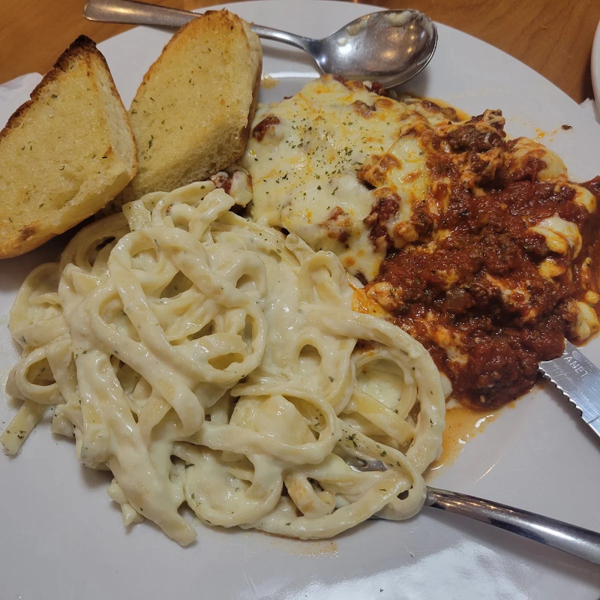 Fettuccine Alfredo with Chicken