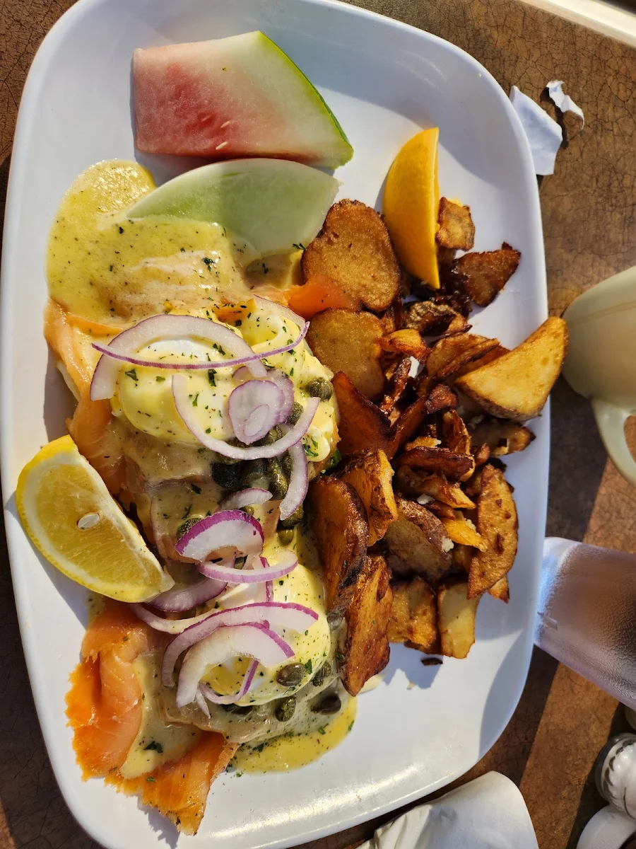 Oeufs Bénédictine Au Saumon Fumé