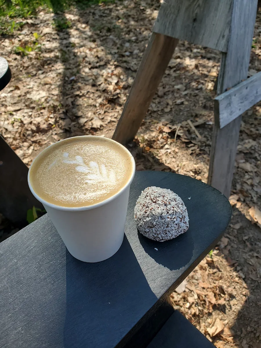 Flat White, Mountain Top Cafe