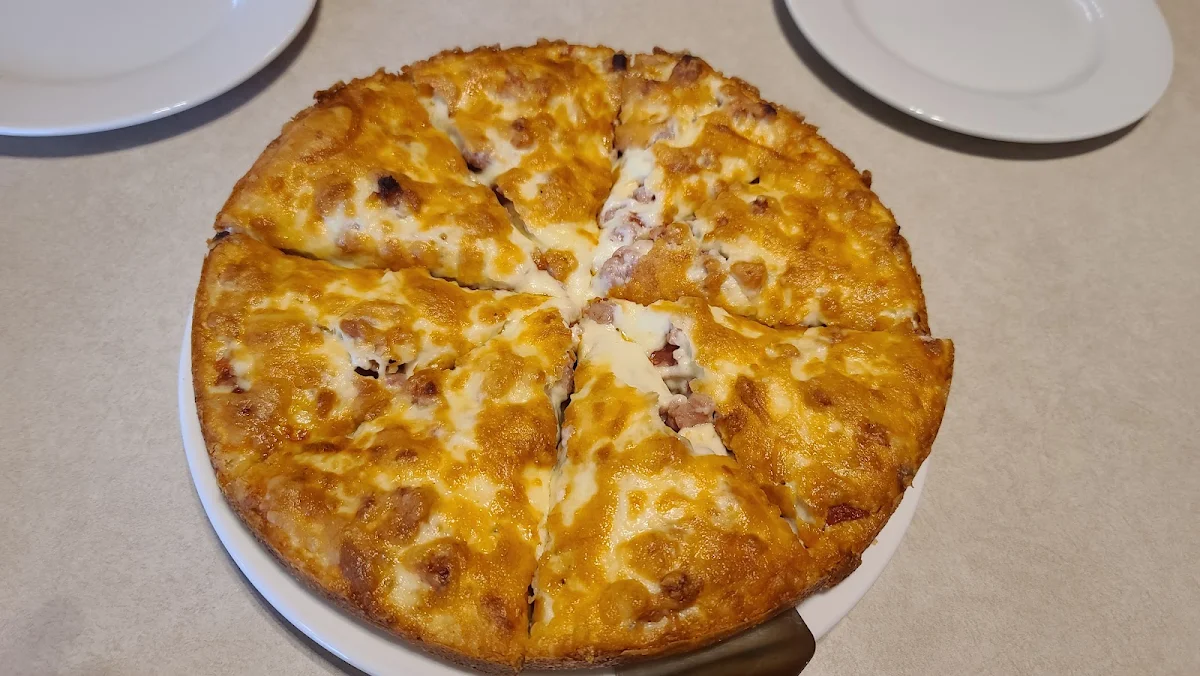 Pepperoni Pizza with Bacon
