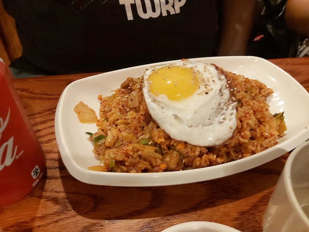 kimchi fried rice 김치볶음밥