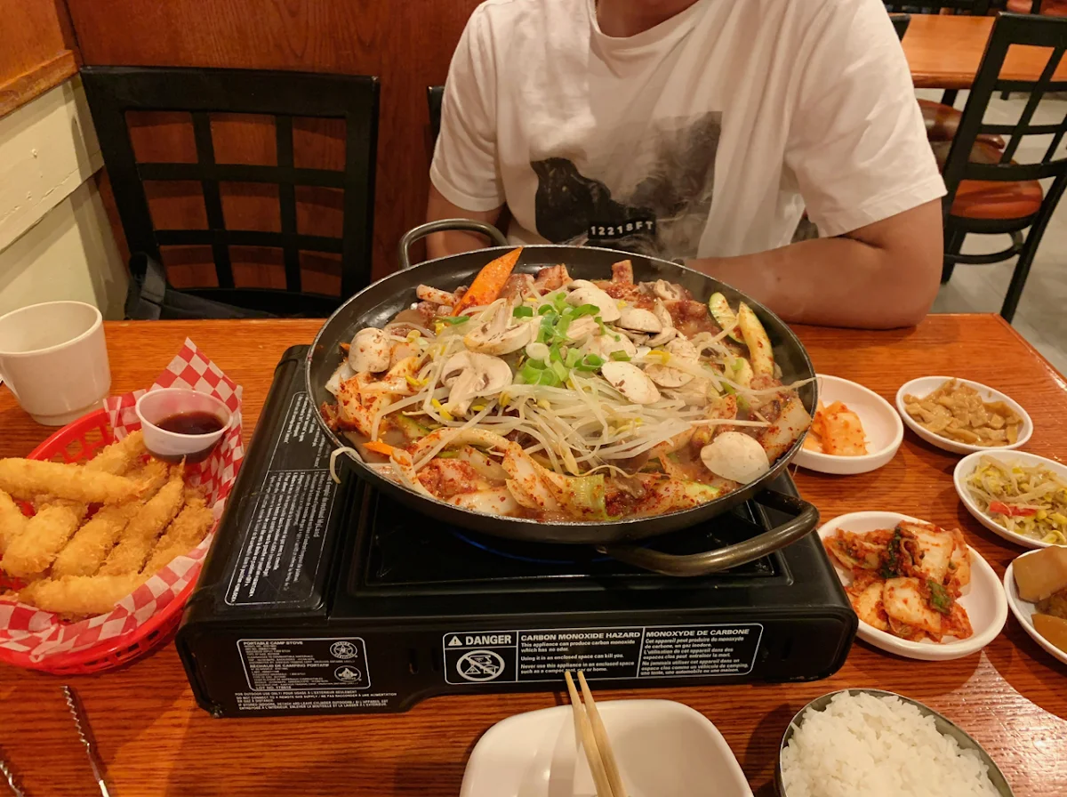 Spicy Stir-Fried Chicken 닭철판