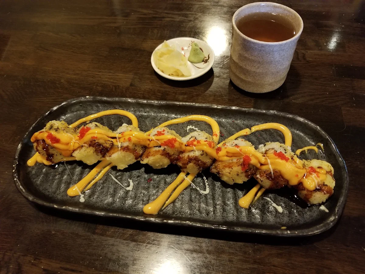 Dragon Roll & Tea