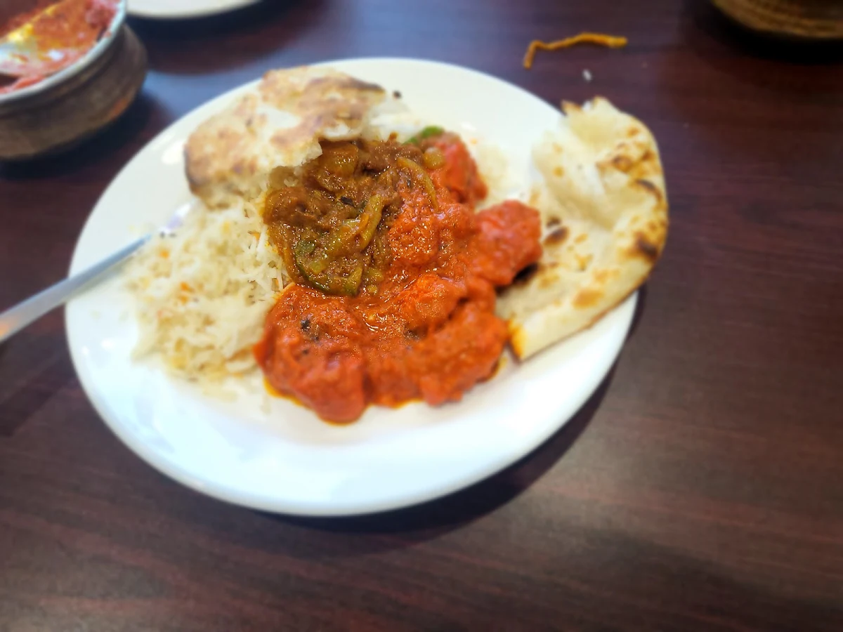 Beef Vindaloo Tandoori Chicken Mixed Vegetables