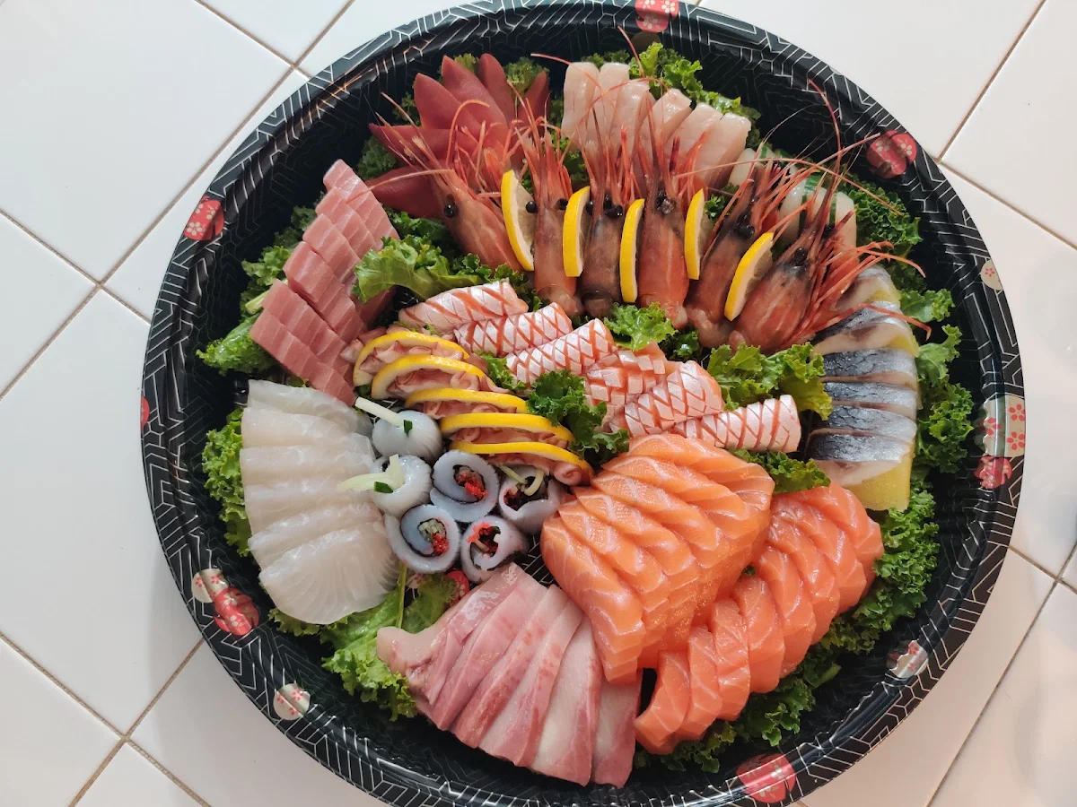 Assorted Sashimi, Yu Sushi Takeaway （鱼寿司外卖、Sushi takeout)