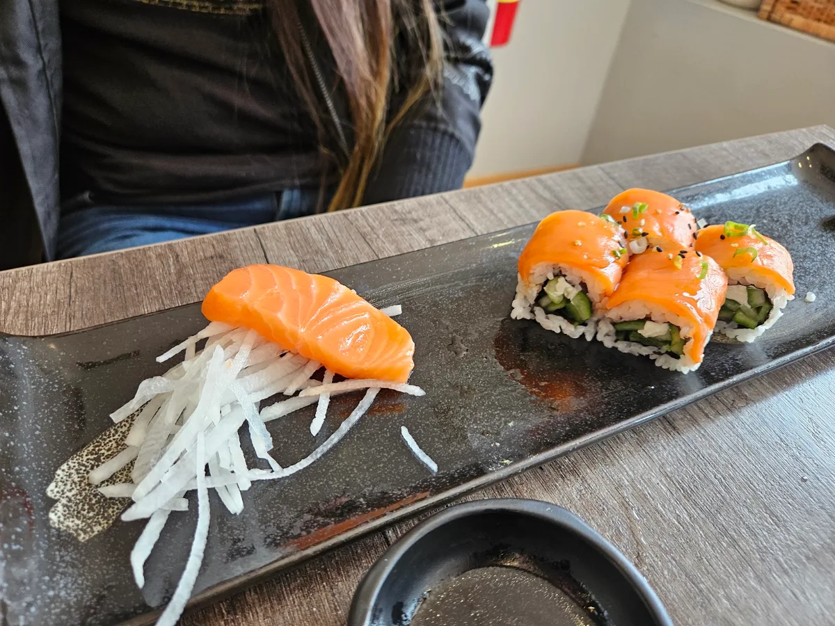Salmon Sashimi