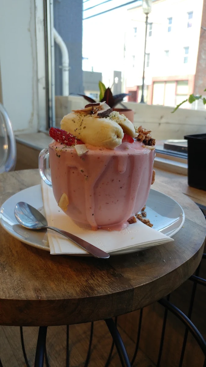 Berry Blast Smoothie Bowl