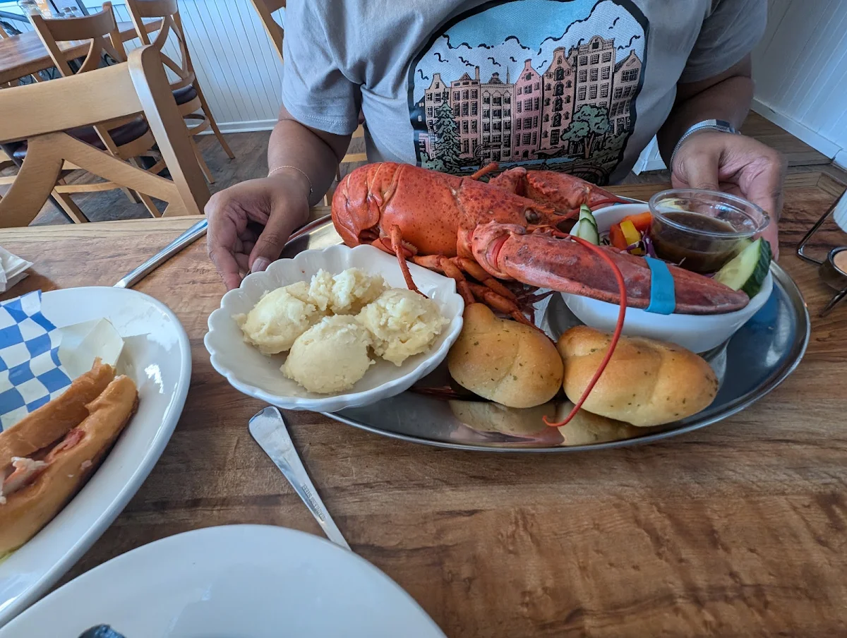 Highlights, Muskoka Surf and Turf