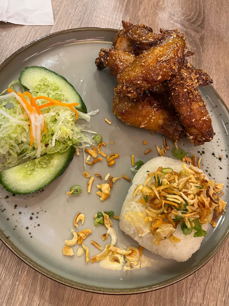 Highlights, Pho Anh Vu Toronto