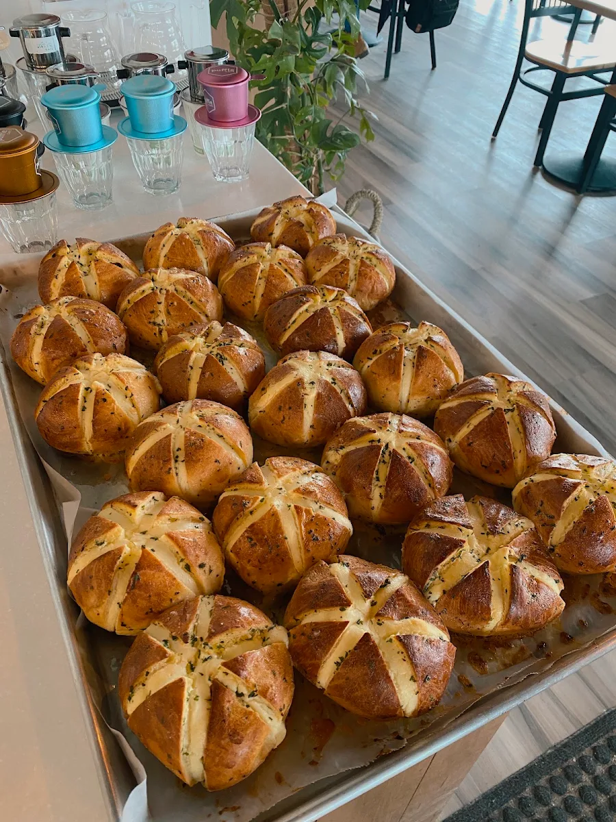 Cream Cheese Garlic Bread