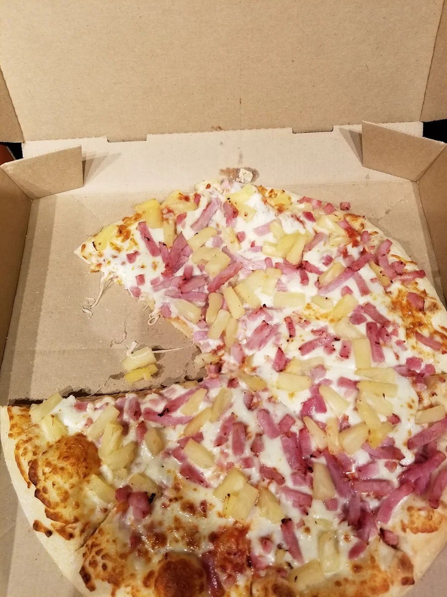 Medium Thin Crust Hula Hawaiian