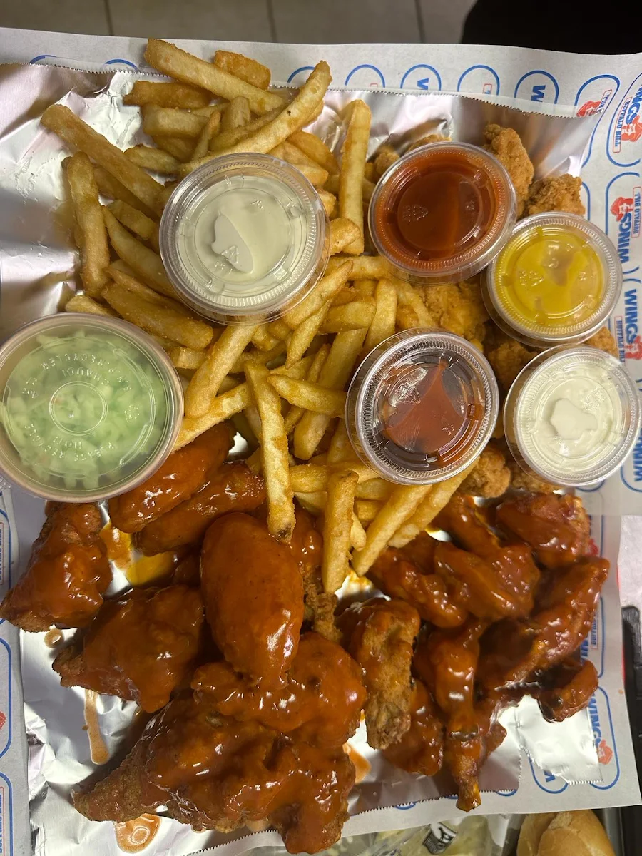 Buffalo Mix 10 10 Wings Bundle