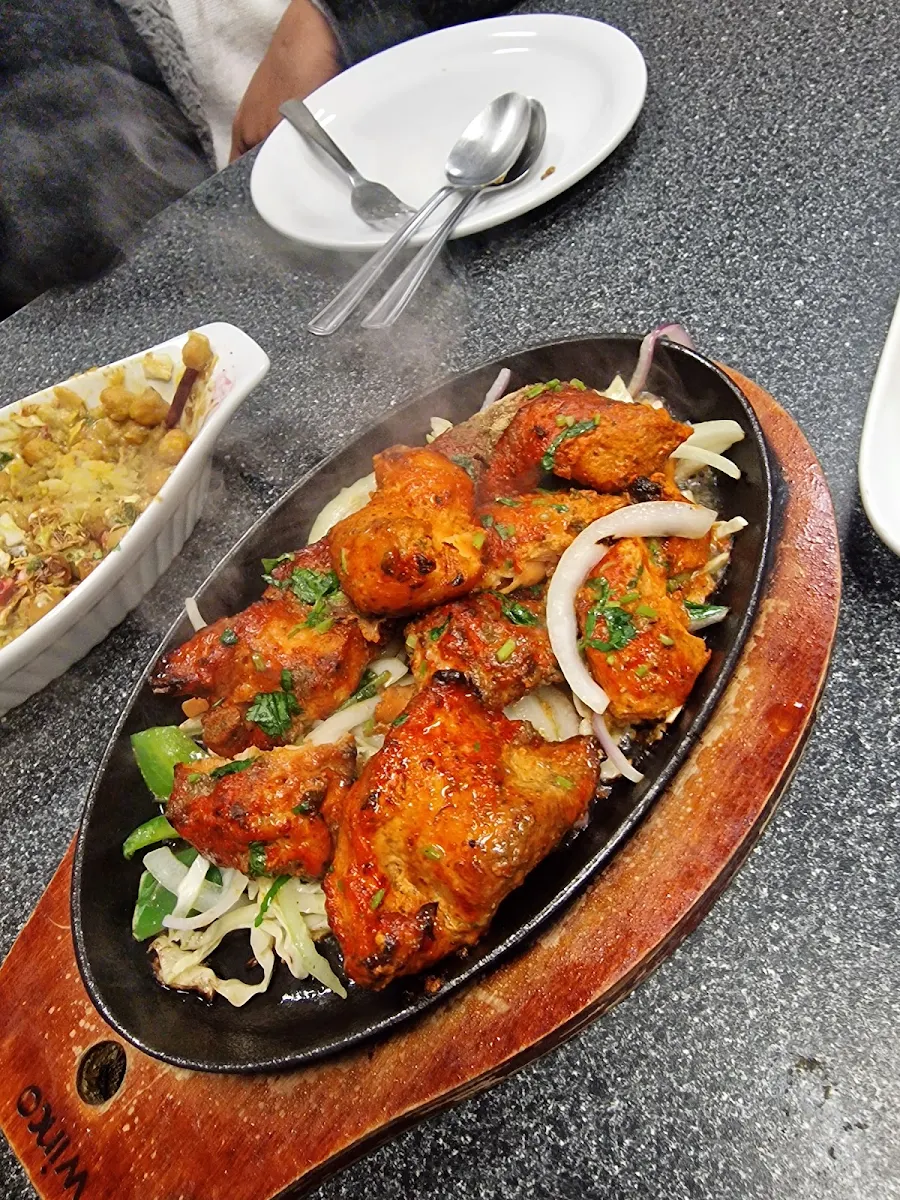 Butter Chicken Wings Samose Chat
