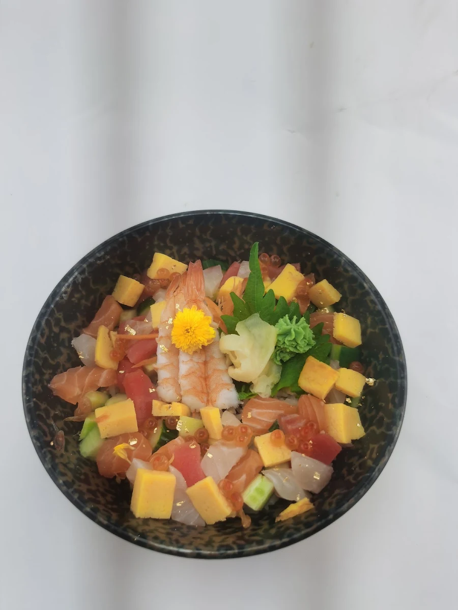 Chirashi Don Assorted Sashimi on Sushi Rice