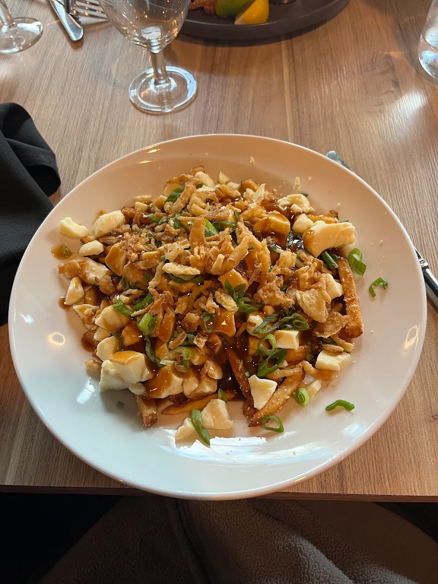 Poutine, Restaurant The Privilege