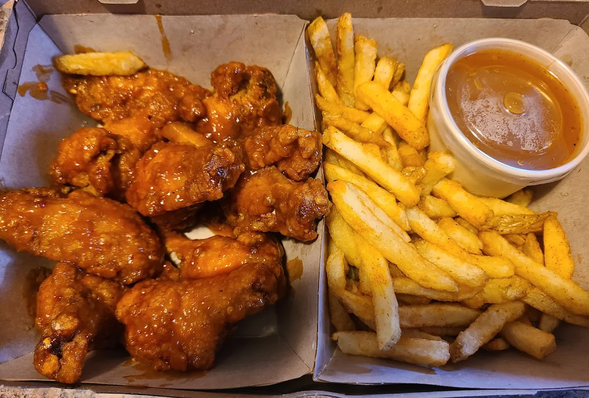 Honey Buffalo Wings and Fries