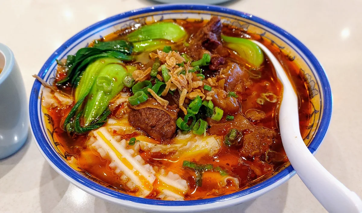 9703spicy Beef Brisket Noodle Soup