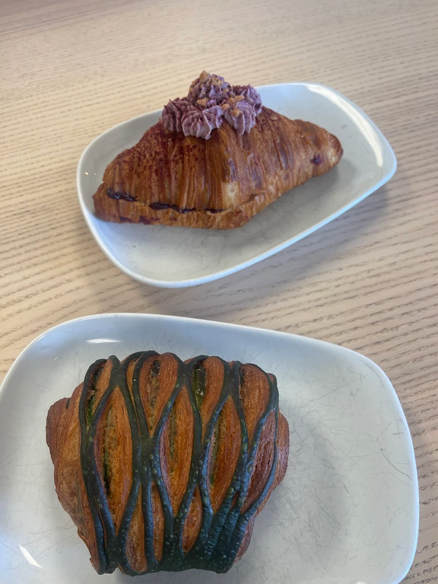 Pesto Croissant