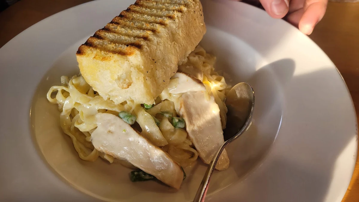 Halibut, The Clove Hitch Bar & Bistro