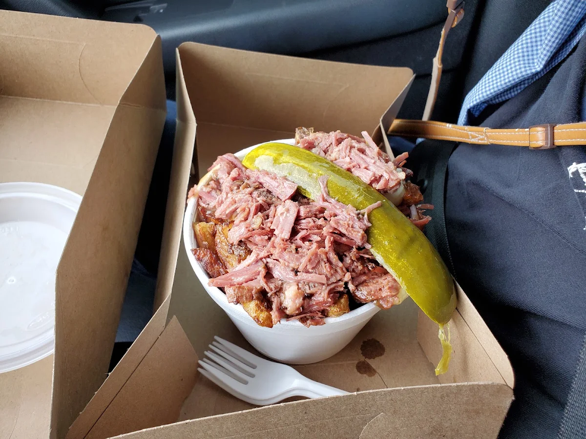 Montréal Smoked Meat Poutine
