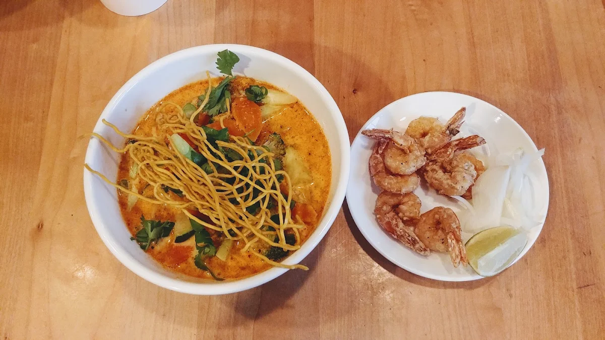 Chiang Mai Noodle Stir Fry with Coconut Milk and Ground Pork