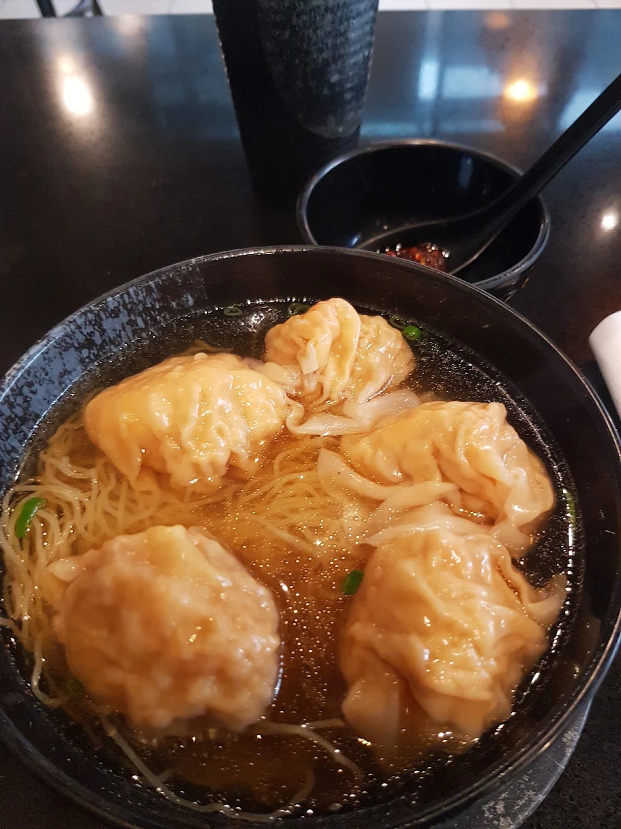 Wonton Noodles Soup