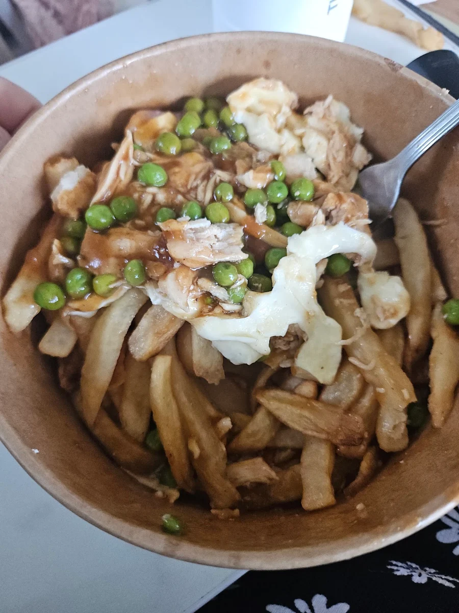 Highlights, Restaurant Des Cantons de Dudswell