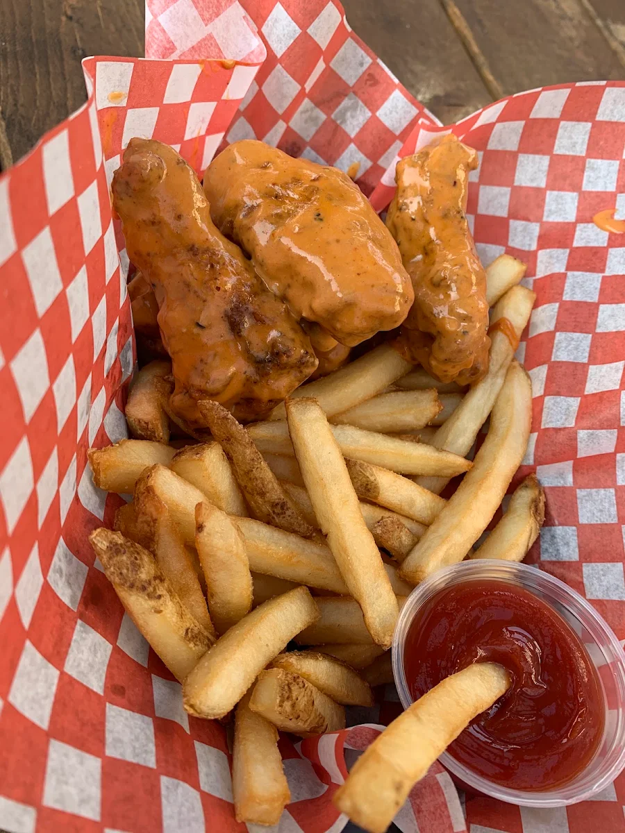 10 CPS of Fried Chicken Wings Fries