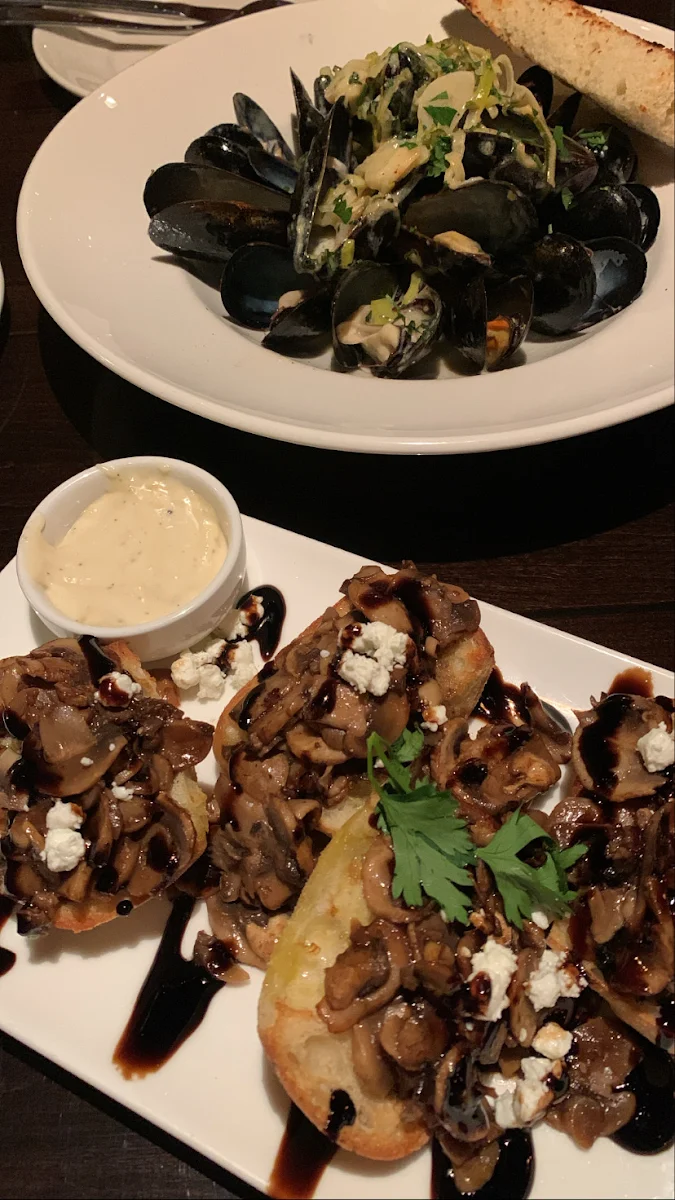 Mushroom Crostini